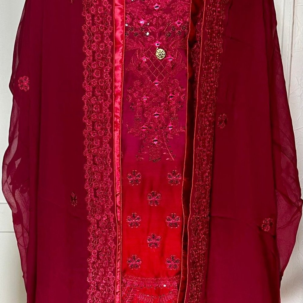 Agha Noor Salwar Kameez style dress